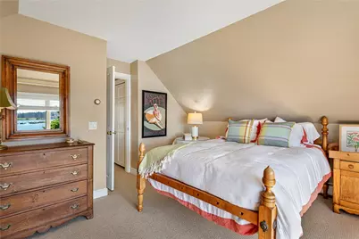 8 Walley Street, Bristol, RI 02809 - Photo 34