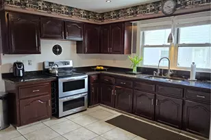 46 Mac Gregor St, Providence, RI 02904 - Photo 8