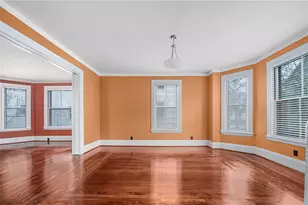 22 Sycamore St, Providence, RI 02909 - Photo 10