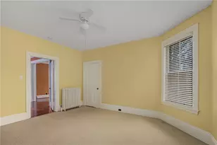 22 Sycamore St, Providence, RI 02909 - Photo 16