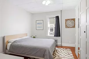241 Pleasant St, Providence, RI 02906 - Photo 18
