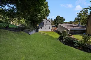 24 Lincoln Ave, Coventry, RI 02816 - Photo 4