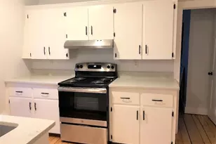 33 Ann St, Newport, RI 02840 - Photo 6
