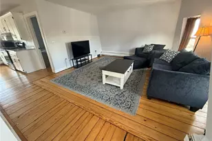 33 Ann St, Newport, RI 02840 - Photo 4