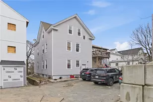 880 Douglas Ave, Providence, RI 02908 - Photo 2