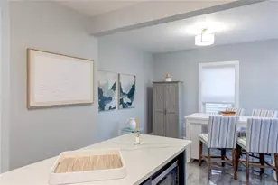 18 Hall Ave, Newport, RI 02840 - Photo 4