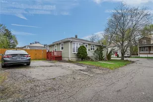 74 Canonchet St, Providence, RI 02908 - Photo 18