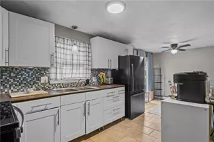 74 Canonchet St, Providence, RI 02908 - Photo 6