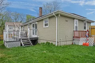 74 Canonchet St, Providence, RI 02908 - Photo 20