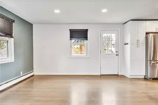 16 Harrison Ave, South Kingstown, RI 02879 - Photo 14