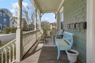 8 Everett St, Newport, RI 02840 - Photo 4