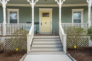 8 Everett St, Newport, RI 02840 - Photo 2