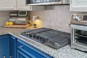 1 Wenscott Ln, North Providence, RI 02904 - Photo 10