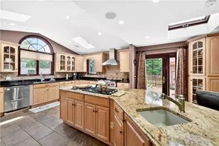 9 Sugar Maple Dr, Coventry, RI 02816 - Photo 2