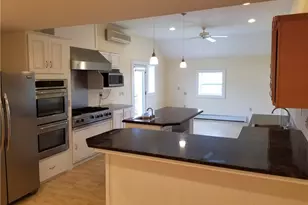 16 Clearview Ave, Portsmouth, RI 02871 - Photo 4