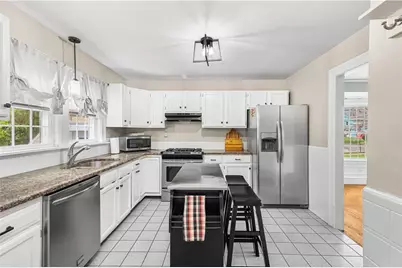 46 North Country Club Drive, Warwick, RI 02888 - Photo 8