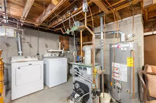 21 Smith St, Bristol, RI 02809 - Photo 22