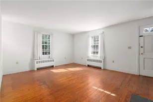 21 Smith St, Bristol, RI 02809 - Photo 14
