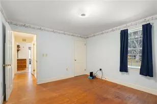 21 Smith St, Bristol, RI 02809 - Photo 16