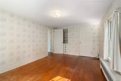 21 Smith Street, Bristol, RI 02809 - Photo 24