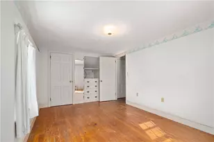 21 Smith St, Bristol, RI 02809 - Photo 16