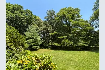 21 Smith Street, Bristol, RI 02809 - Photo 34