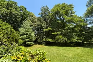 21 Smith St, Bristol, RI 02809 - Photo 34