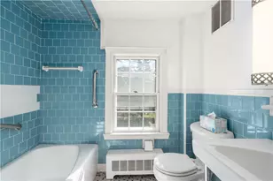 21 Smith St, Bristol, RI 02809 - Photo 20