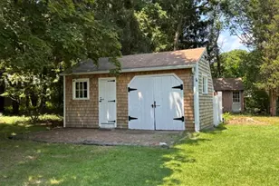 21 Smith St, Bristol, RI 02809 - Photo 30