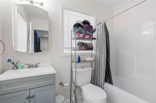 47 Mendon St, Providence, RI 02904 - Photo 16