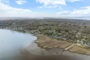 25 Overhill Rd, Warren, RI 02885 - Photo 6