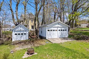 60 Riverview Ave, Tiverton, RI 02878 - Photo 16