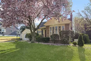 98 Homewood Ave, North Providence, RI 02911 - Photo 2