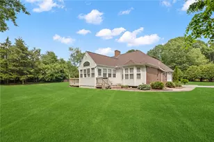 2225 Providence Pike, North Smithfield, RI 02896 - Photo 34