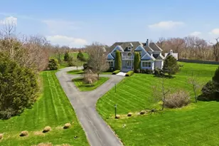 99 Meadowlark Ln, Portsmouth, RI 02871 - Photo 6