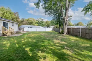 198 Asylum Rd, Warwick, RI 02886 - Photo 26