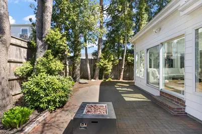 685 Pontiac Avenue, Cranston, RI 02910 - Photo 42