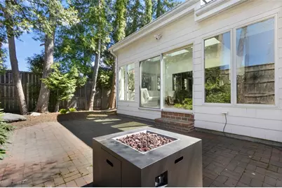 685 Pontiac Avenue, Cranston, RI 02910 - Photo 44