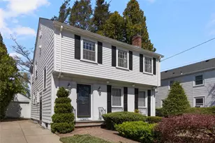 685 Pontiac Ave, Cranston, RI 02910 - Photo 4