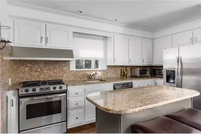 685 Pontiac Avenue, Cranston, RI 02910 - Photo 18
