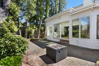 685 Pontiac Avenue, Cranston, RI 02910 - Photo 40
