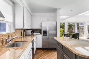 685 Pontiac Ave, Cranston, RI 02910 - Photo 20