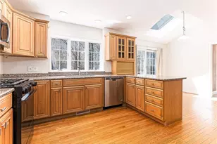 54 Fox Ridge Cir, South Kingstown, RI 02879 - Photo 12