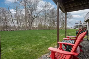 42 Ferry Landing Cir, Portsmouth, RI 02871 - Photo 44