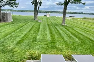 29 Baron Rd, Barrington, RI 02806 - Photo 4