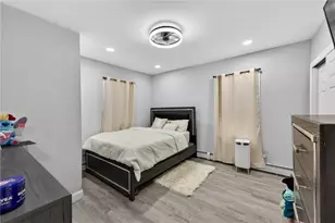 25 Tripoli St, Cranston, RI 02909 - Photo 14