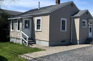 9 Palmer Ave, Warren, RI 02885 - Photo 2