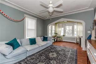 18 Bow St, Cranston, RI 02905 - Photo 4