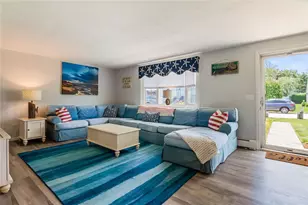 39 Davisville Ln, Narragansett, RI 02882 - Photo 6