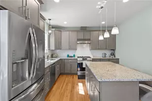 54 Carpenter St, Warwick, RI 02886 - Photo 6
